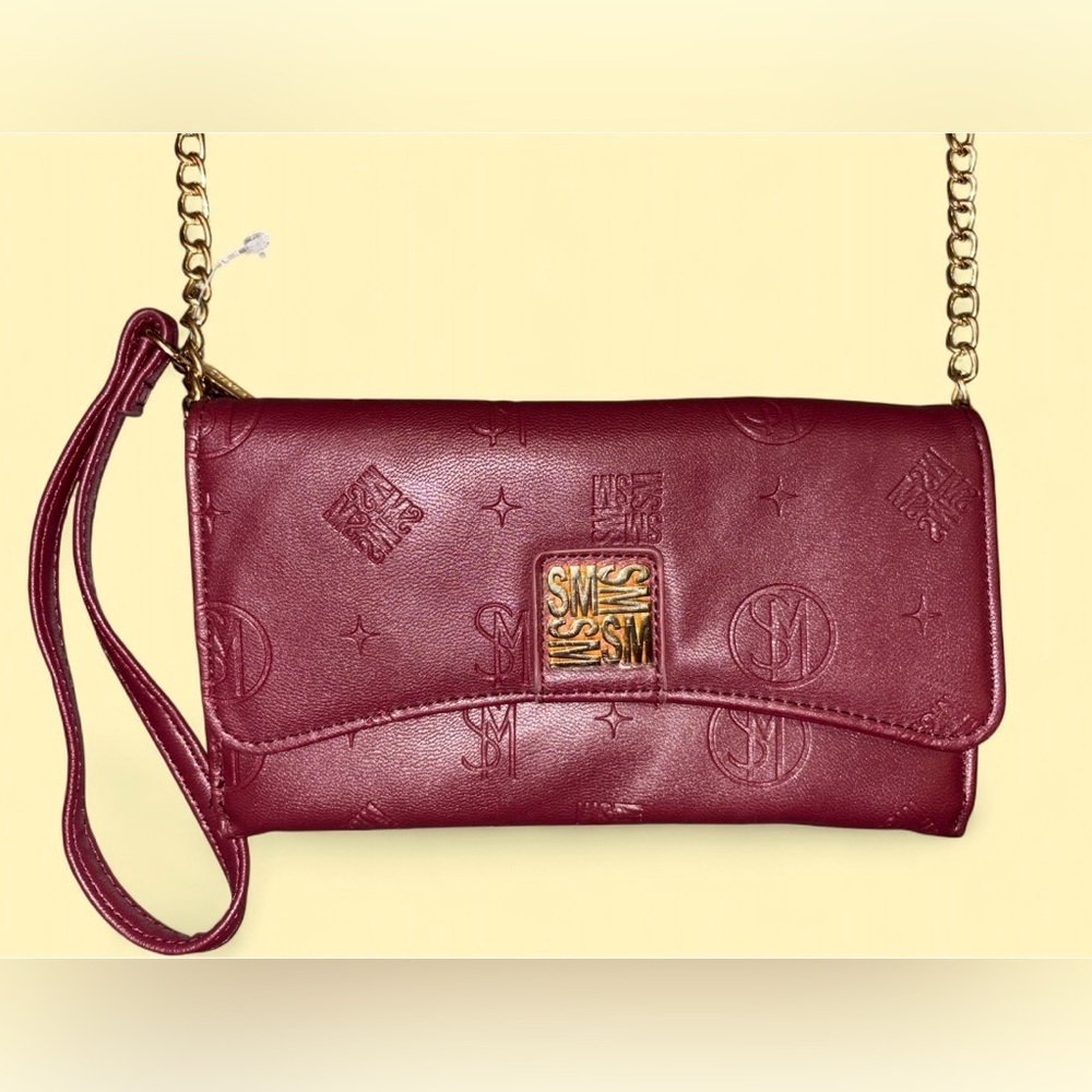 Steve Madden Embossed Logo Wristlet/Clutch w/ Chain • Burgundy - Picture 4 of 13